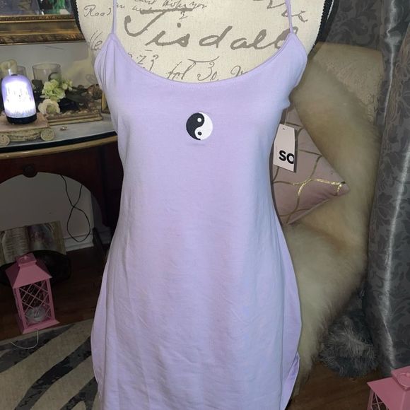 LAVENDER SUNDRESS W:YIN& YANG TIE BACK - Picture 3 of 10